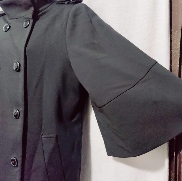 Women Jacket - Picture 5 of 8